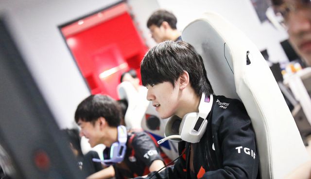 中站稳脚跟 中站稳脚跟